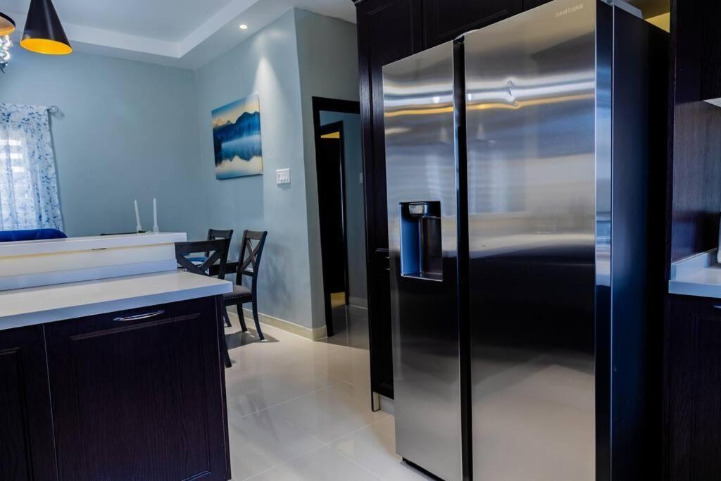Pyramid Point Manor Villa Ocho Rios Eksteriør bilde